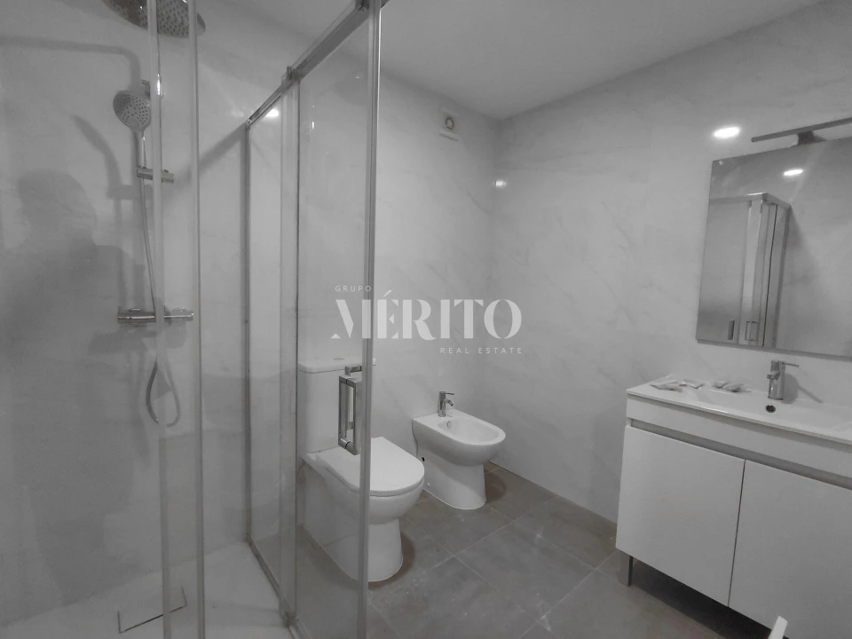 Apartamento para Venda em Arcozelo Foto 11