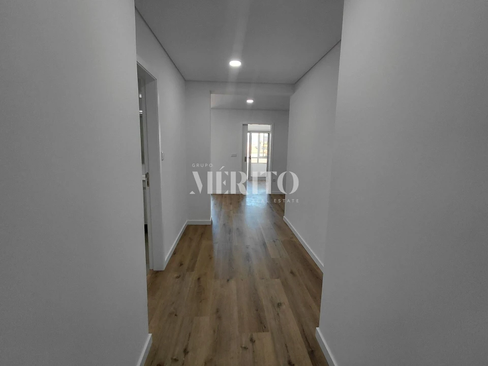 Apartamento para Venda em Arcozelo Foto 17