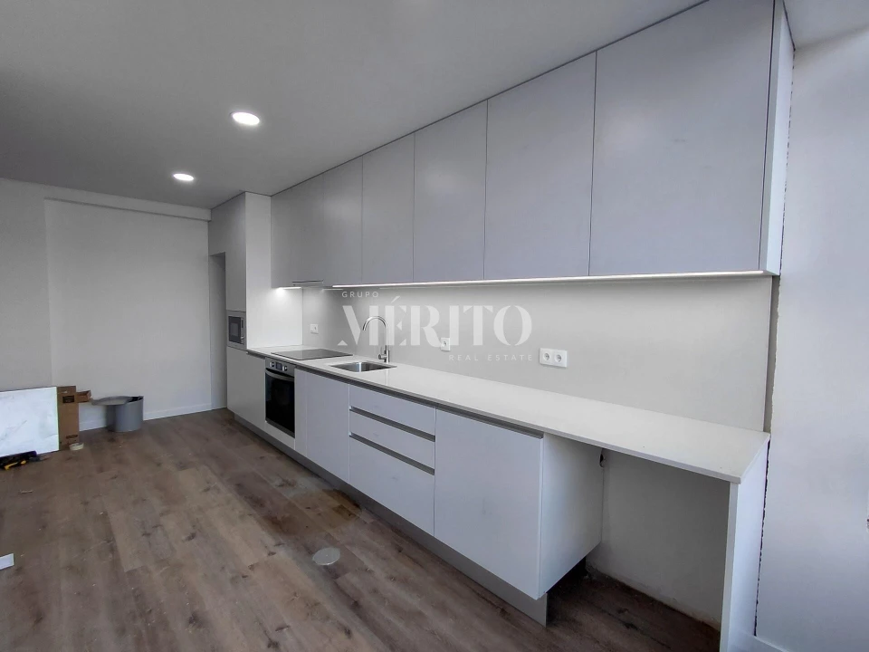 Apartamento para Venda em Arcozelo Foto 3