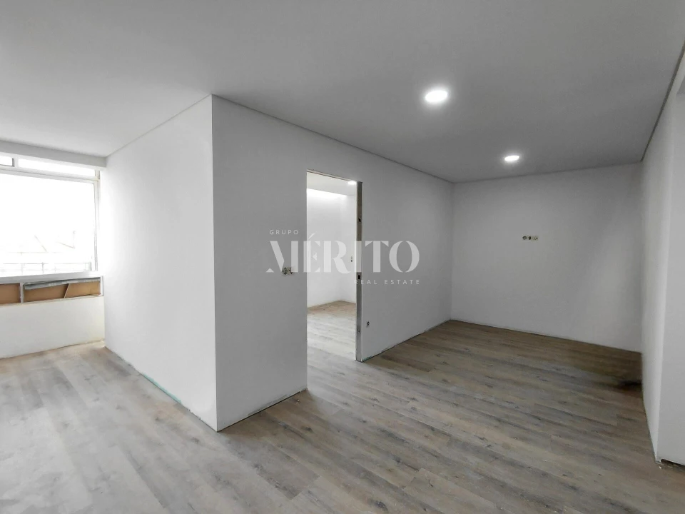 Apartamento para Venda em Arcozelo Foto 4