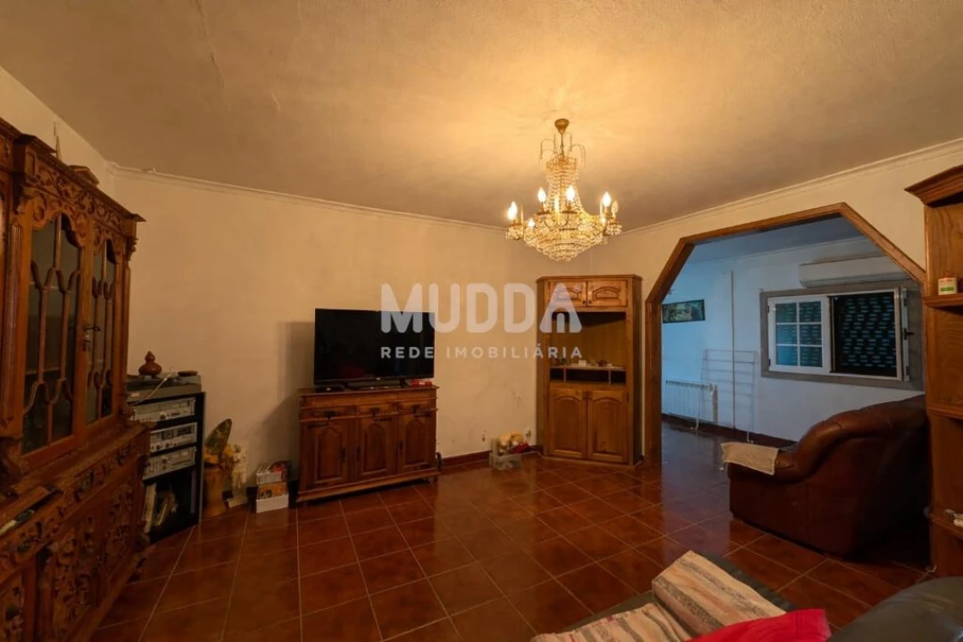 Moradia T4 para Venda em Grijo de Parada Foto 13