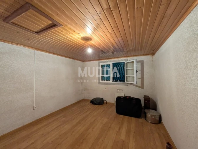 Moradia T4 para Venda em Grijo de Parada Foto 7