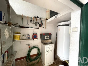 Moradia T5 para Venda em Corroios