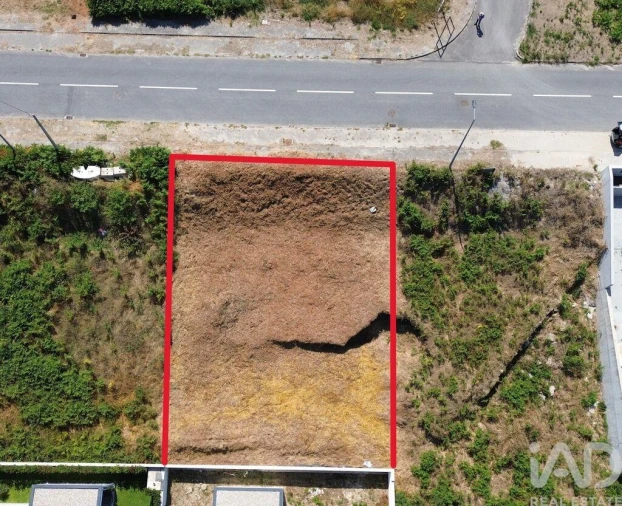 Terreno para Venda em Ruivães e Novais Foto 2