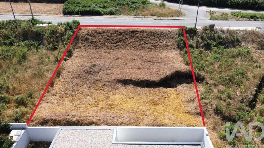 Terreno para Venda em Ruivães e Novais