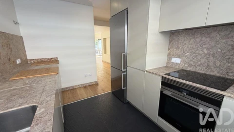 Apartamento T2 para Arrendamento em Estrela