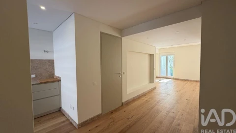 Apartamento T2 para Arrendamento em Estrela