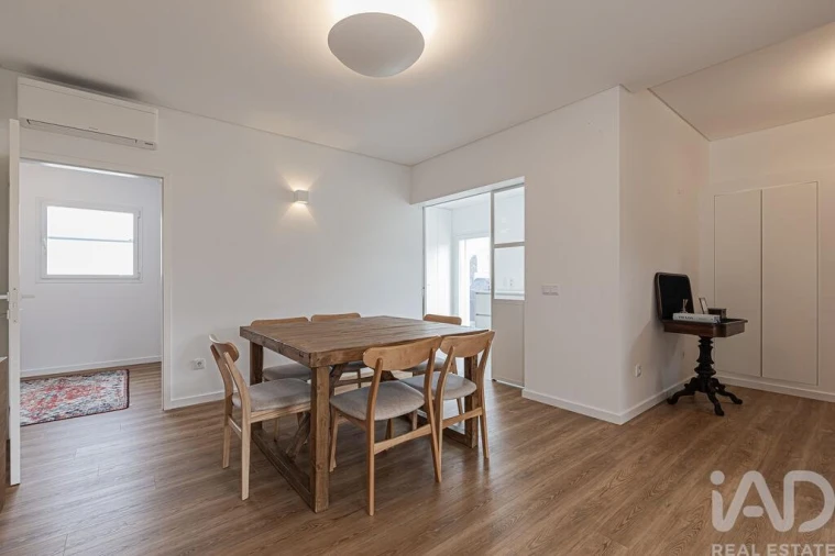 Moradia T4 para Venda em Santo Isidoro Foto 14