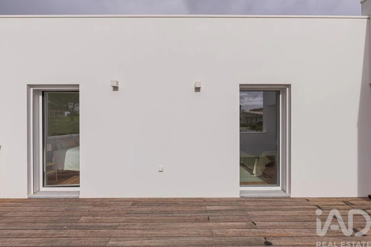 Moradia T4 para Venda em Santo Isidoro Foto 38