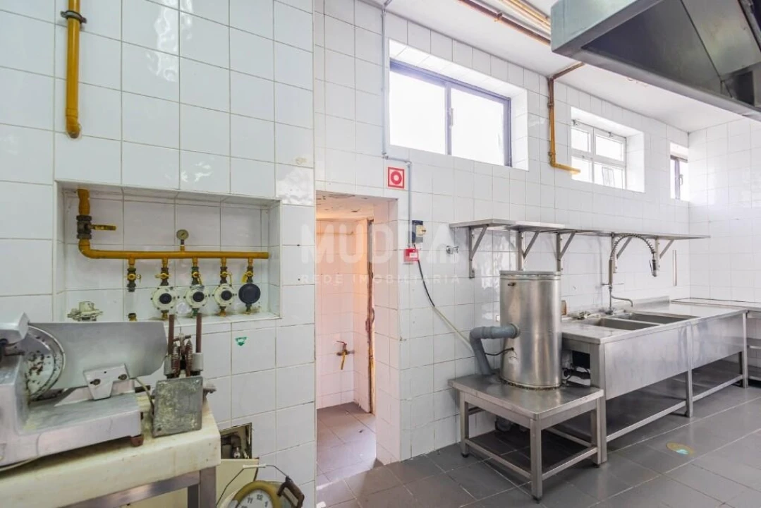 Loja para Venda em Requeixo, Nossa Senhora de Fátima e Nariz Foto 22