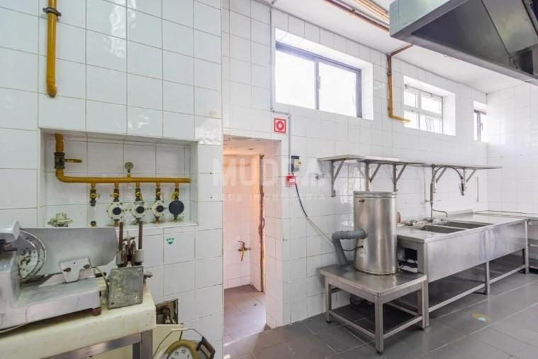 Loja para Venda em Requeixo, Nossa Senhora de Fátima e Nariz Foto 22