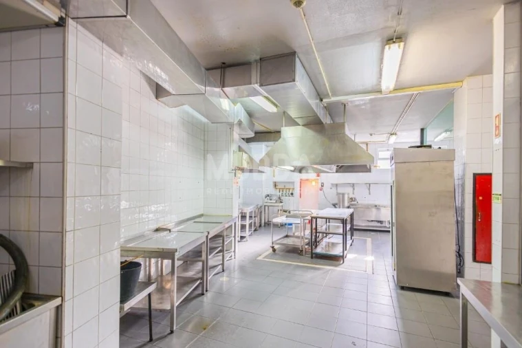 Loja para Venda em Requeixo, Nossa Senhora de Fátima e Nariz Foto 19