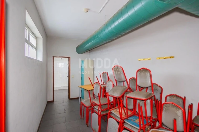 Loja para Venda em Requeixo, Nossa Senhora de Fátima e Nariz Foto 31