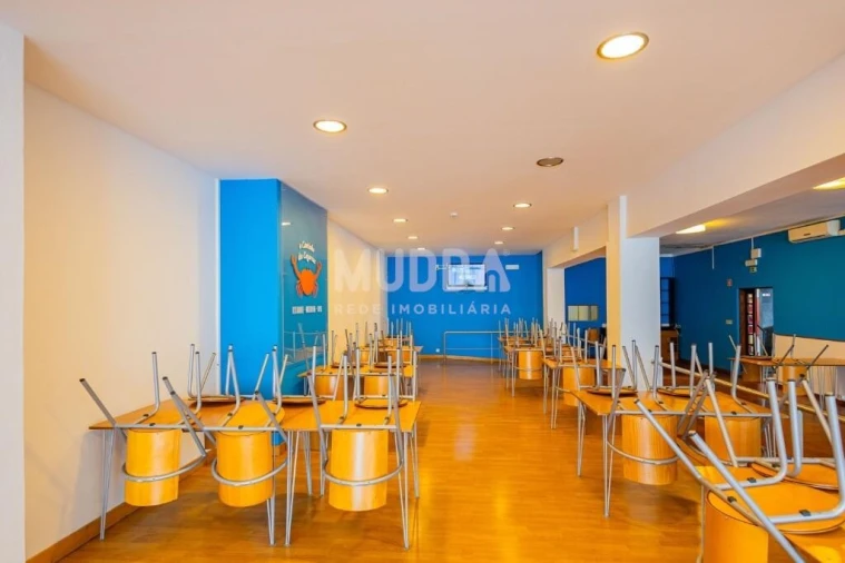 Loja para Venda em Requeixo, Nossa Senhora de Fátima e Nariz Foto 3