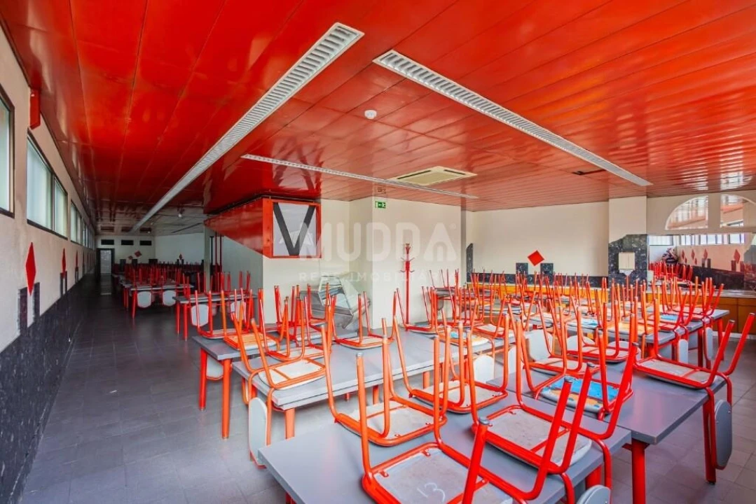 Loja para Venda em Requeixo, Nossa Senhora de Fátima e Nariz Foto 33