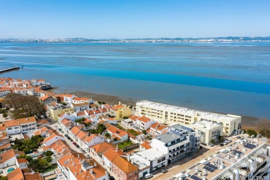 Apartamento T3 para Venda em Alcochete Foto 8