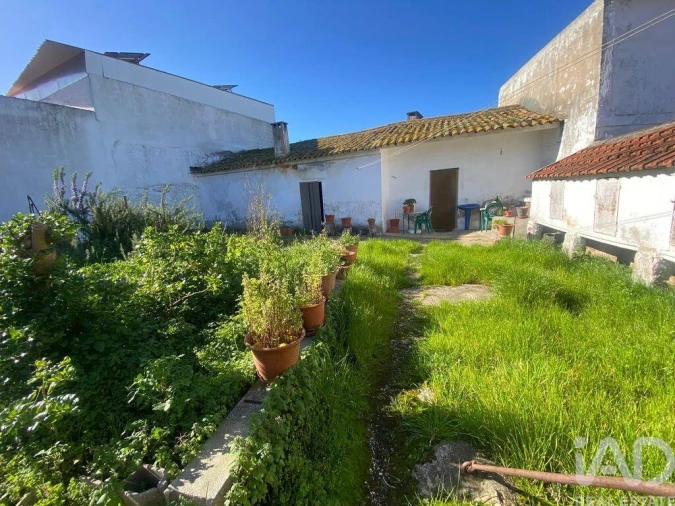 Moradia T3 para Venda em Carvalhal Foto 3