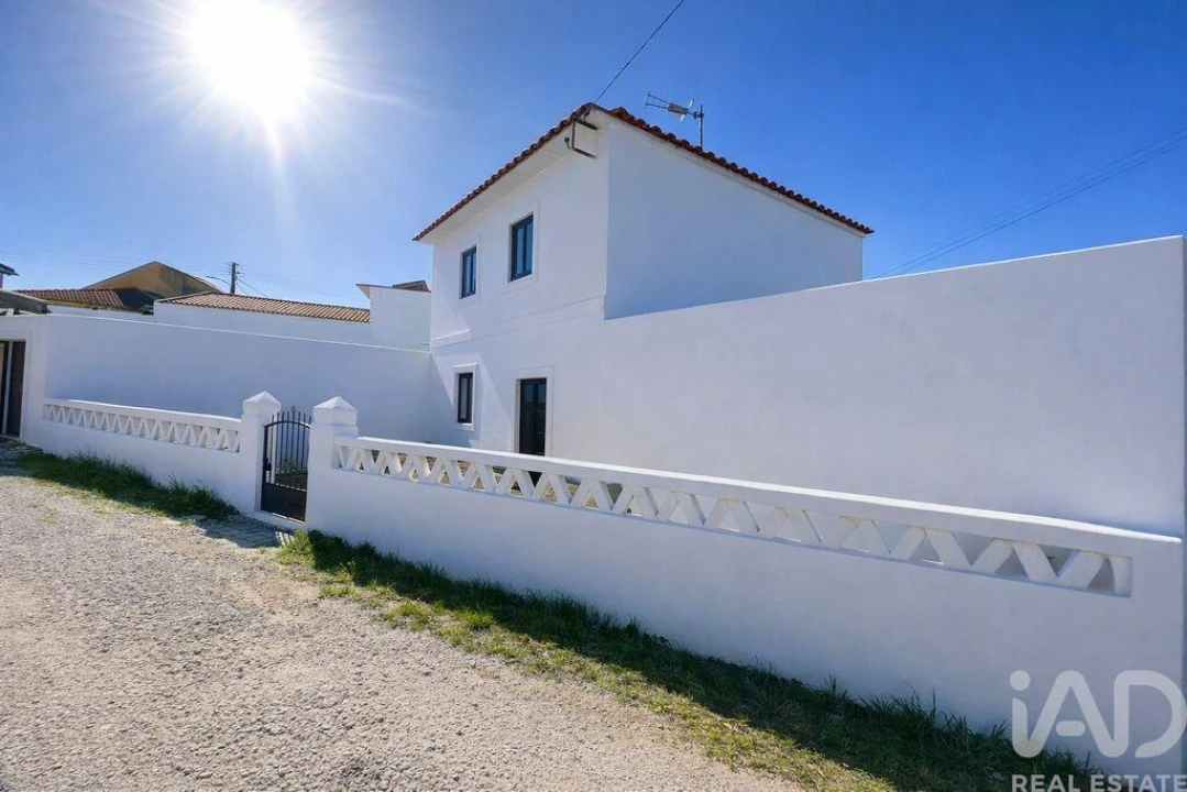 Moradia T3 para Venda em Carvalhal Foto 2