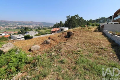 Terreno para Venda em Ruivães e Novais