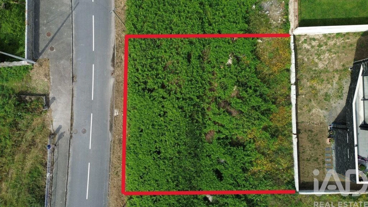Terreno para Venda em Ruivães e Novais Foto 1