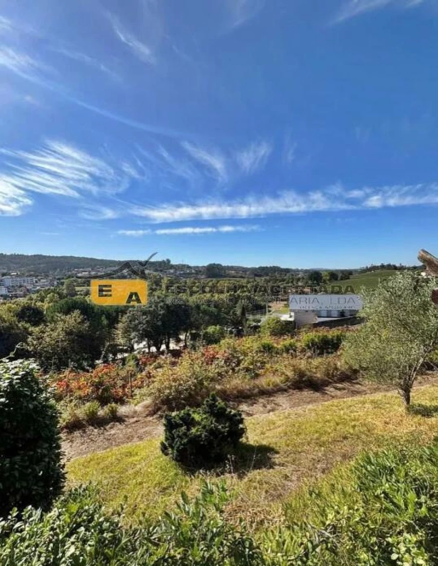 Moradia T5 para Venda em Meinedo Foto 23