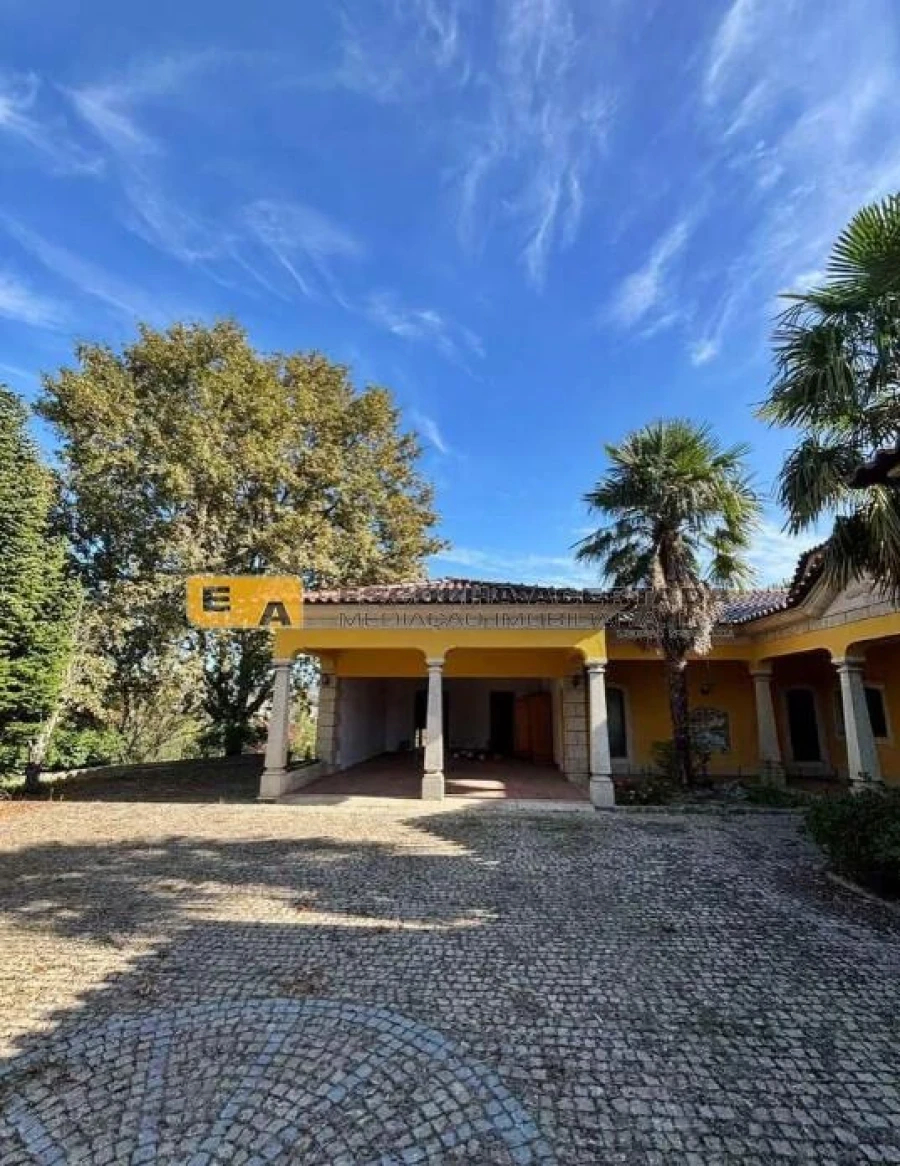 Moradia T5 para Venda em Meinedo Foto 25