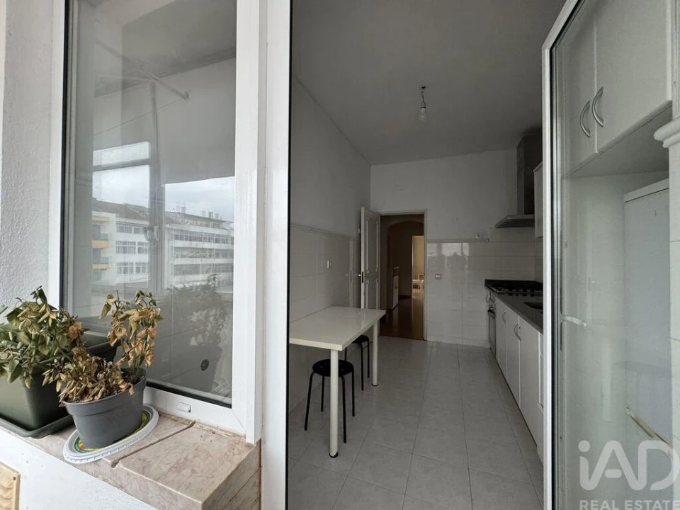 Apartamento T3 para Venda em São Pedro de Tomar Foto 11