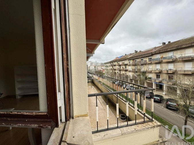 Apartamento T3 para Venda em São Pedro de Tomar Foto 22