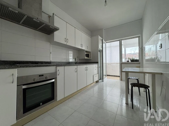 Apartamento T3 para Venda em São Pedro de Tomar Foto 6