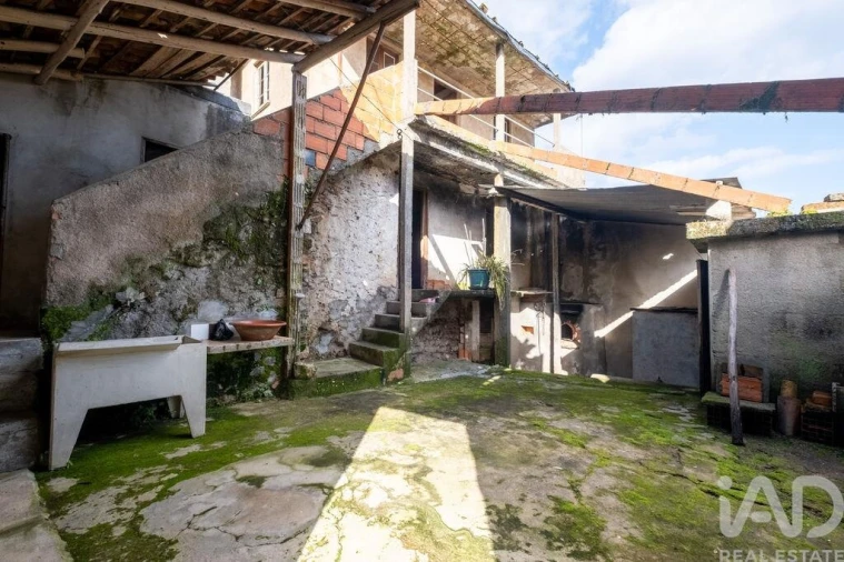 Moradia T3 para Venda em Penacova Foto 25