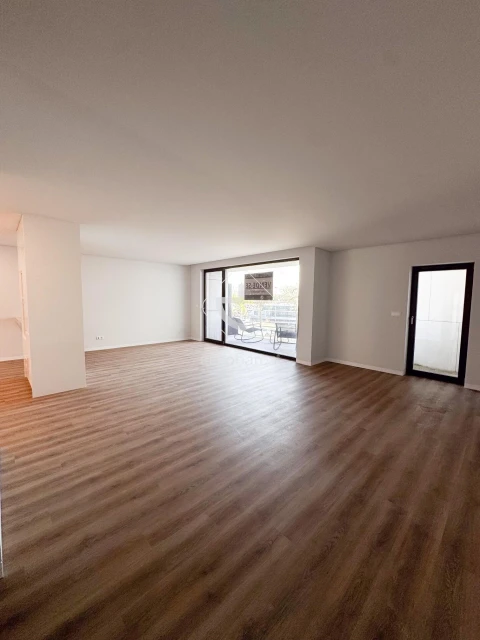 Apartamento T3 para Venda em Subportela, Deocriste e Portela Susã