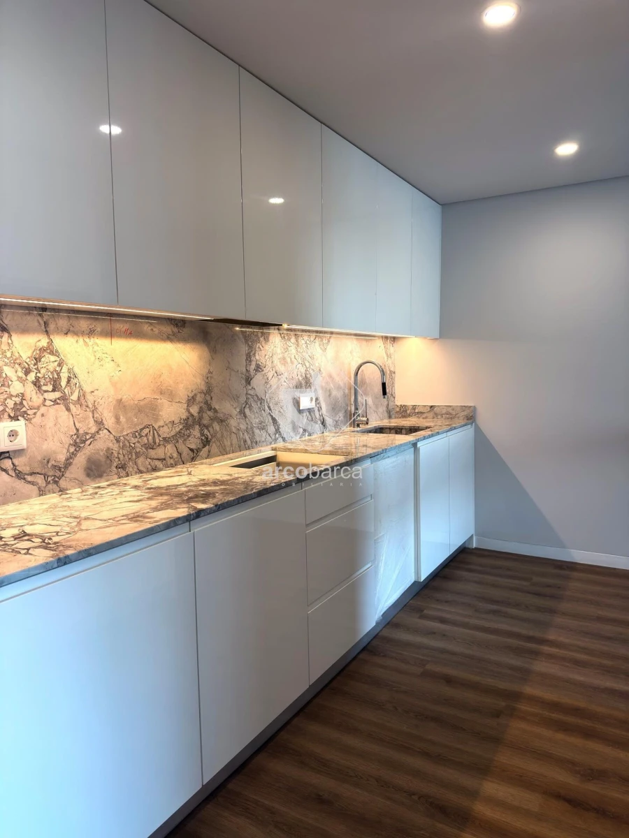 Apartamento T3 para Venda em Subportela, Deocriste e Portela Susã Foto 5