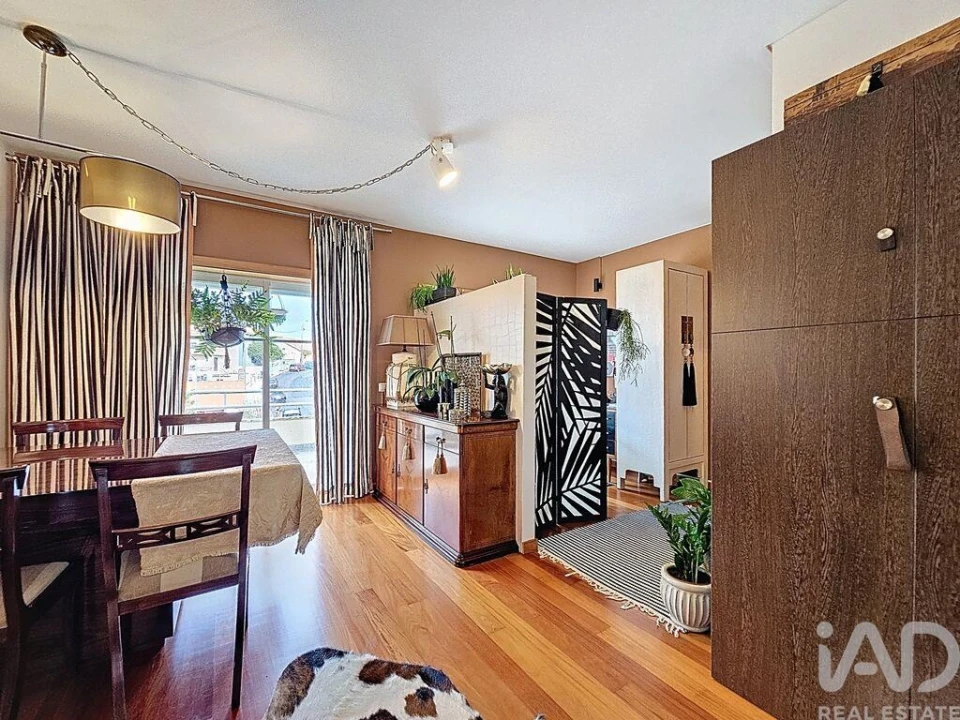 Apartamento T3 para Venda em São Domingos de Rana Foto 12