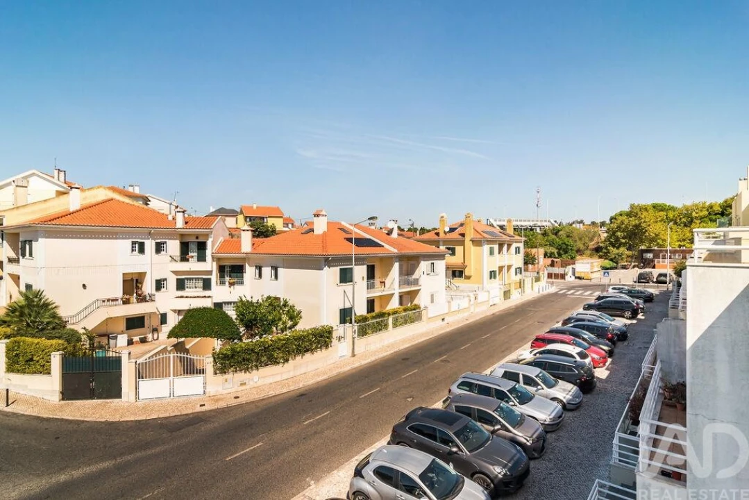 Apartamento T3 para Venda em São Domingos de Rana Foto 35