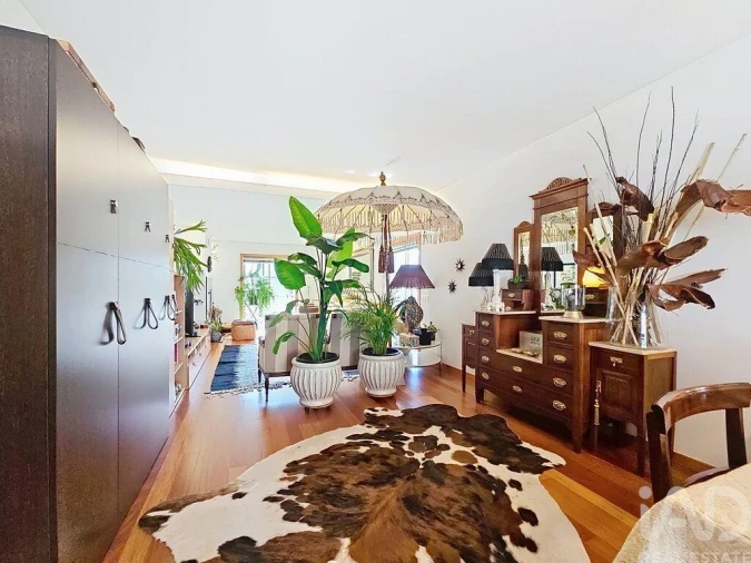 Apartamento T3 para Venda em São Domingos de Rana Foto 4