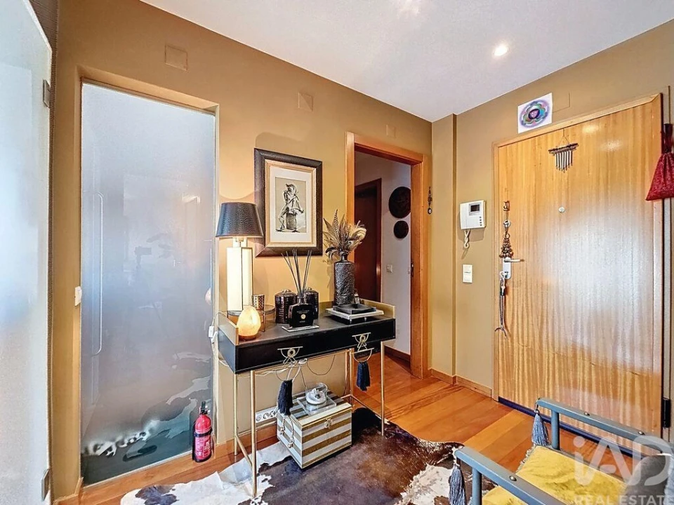 Apartamento T3 para Venda em São Domingos de Rana Foto 14