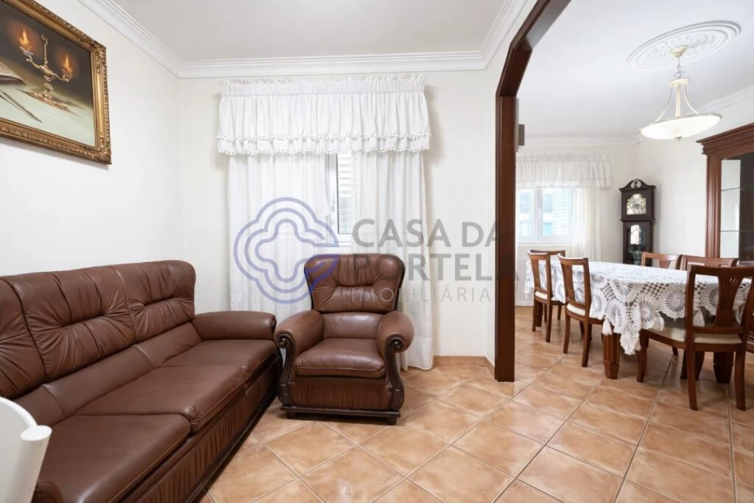 Moradia T2 para Venda em Campo e Sobrado Foto 2