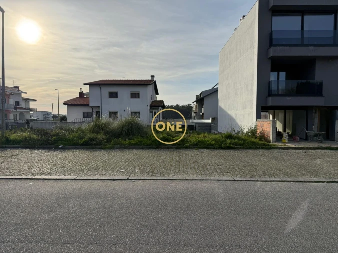 Terreno para Venda em Póvoa de Varzim, Beiriz e Argivai Foto 4