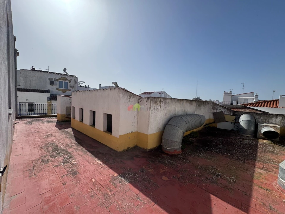 Prédio para Venda em Beja (Santiago Maior e São João Baptista) Foto 24