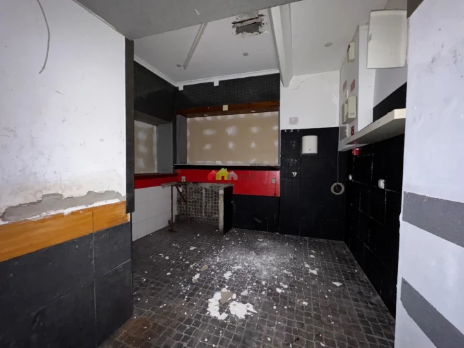 Prédio para Venda em Beja (Santiago Maior e São João Baptista) Foto 54