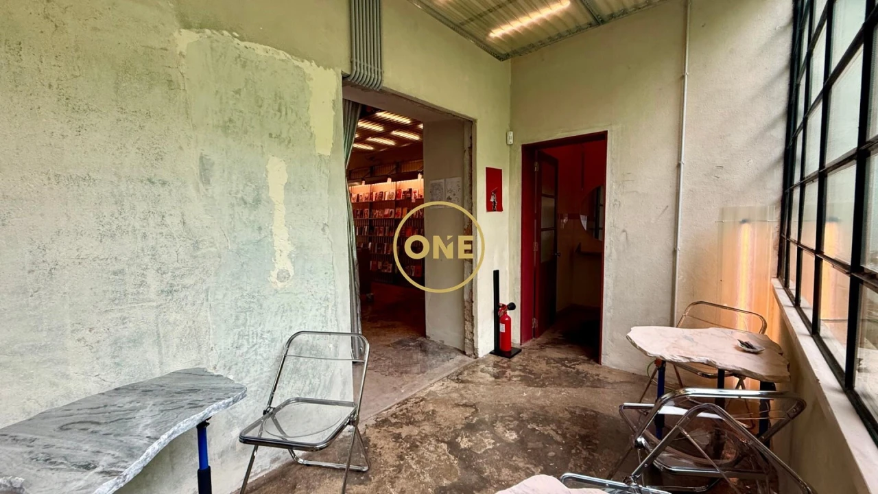 Loja para Venda em Areeiro Foto 22
