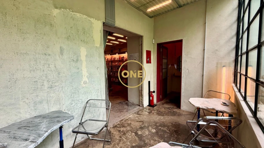 Loja para Venda em Areeiro Foto 22