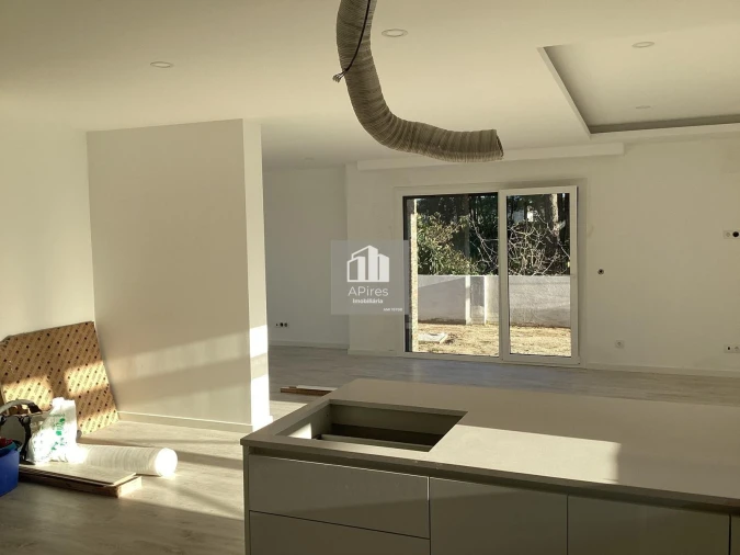 Moradia T3 para Venda em Charneca de Caparica e Sobreda Foto 60