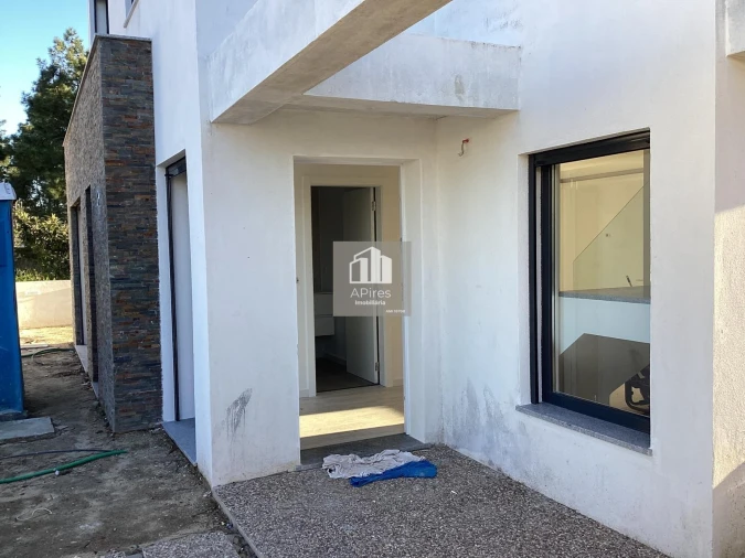 Moradia T3 para Venda em Charneca de Caparica e Sobreda Foto 50
