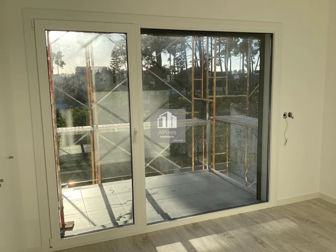 Moradia T3 para Venda em Charneca de Caparica e Sobreda Foto 55