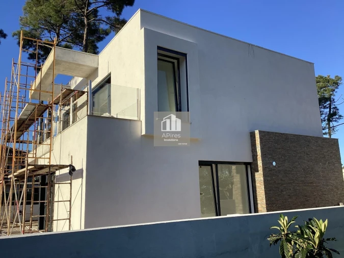 Moradia T3 para Venda em Charneca de Caparica e Sobreda Foto 49