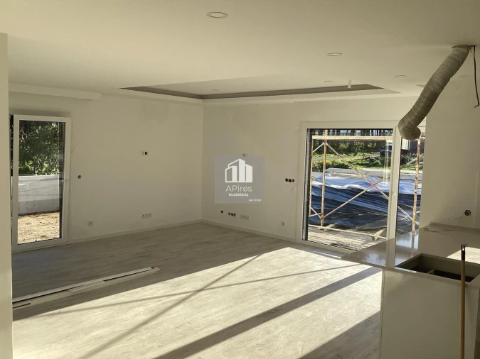 Moradia T3 para Venda em Charneca de Caparica e Sobreda Foto 19