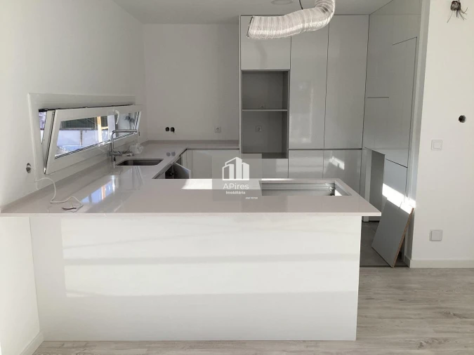 Moradia T3 para Venda em Charneca de Caparica e Sobreda Foto 27