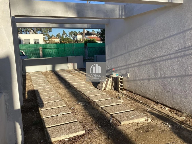 Moradia T3 para Venda em Charneca de Caparica e Sobreda Foto 51