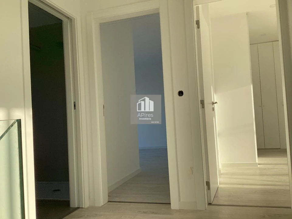 Moradia T3 para Venda em Charneca de Caparica e Sobreda Foto 31